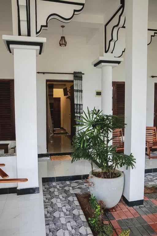 Sunset View Beach Hotel Arugam Bay Exterior photo