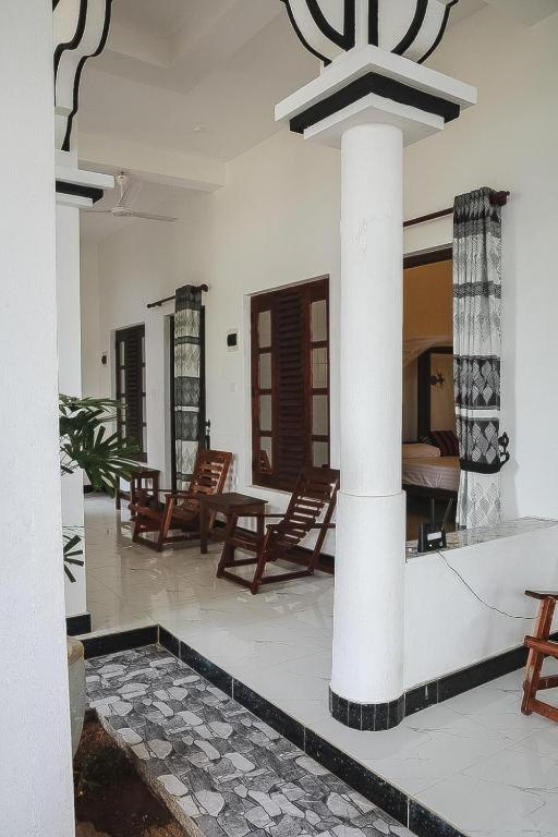 Sunset View Beach Hotel Arugam Bay Exterior photo